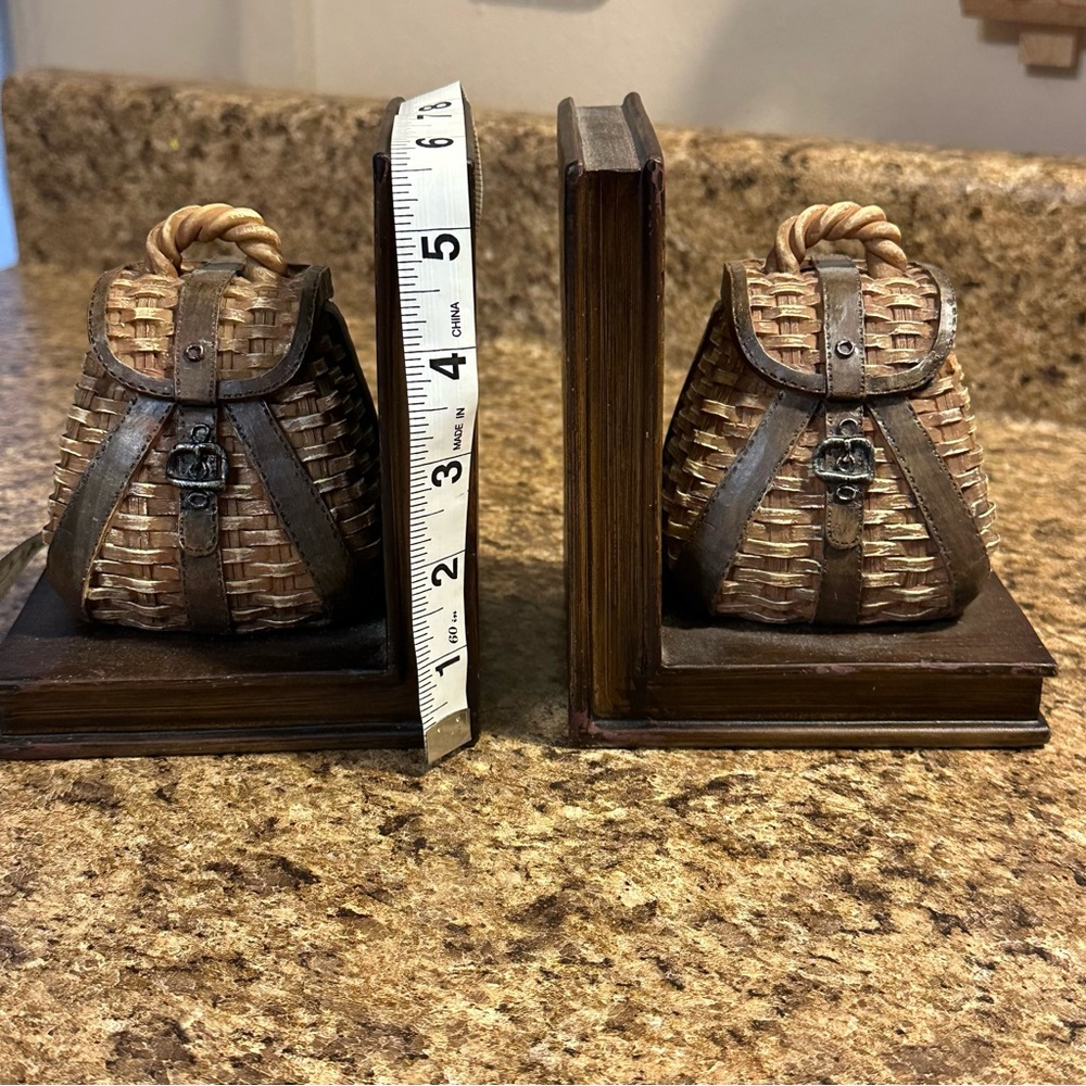 Resin Adirondack Woven Pack Basket / Fishing Creel Bookends - Picture 6 of 10